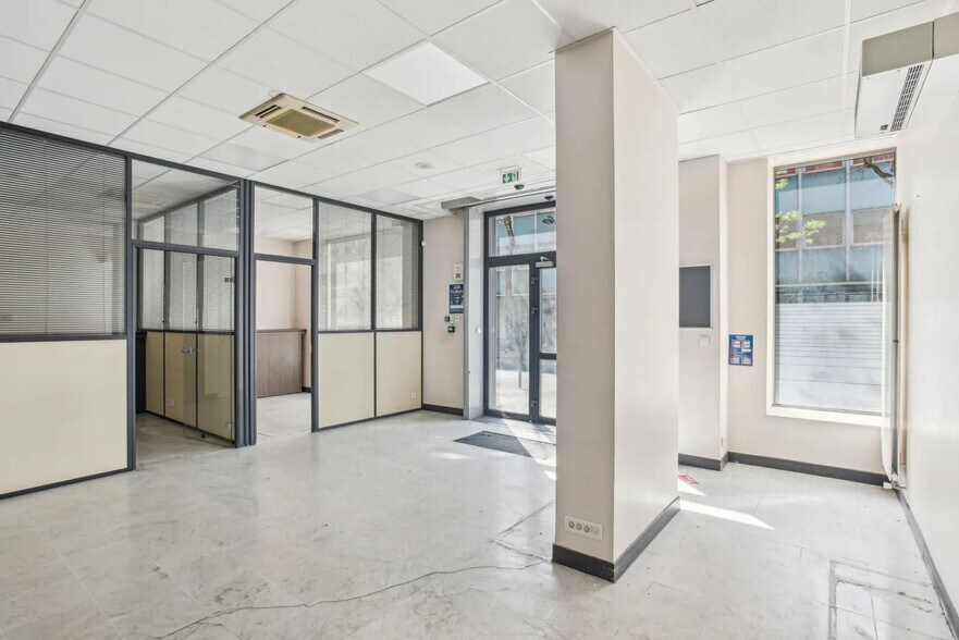 48 Rue D'Alesia, Paris à louer - Photo de l’immeuble – Image 3 sur 13