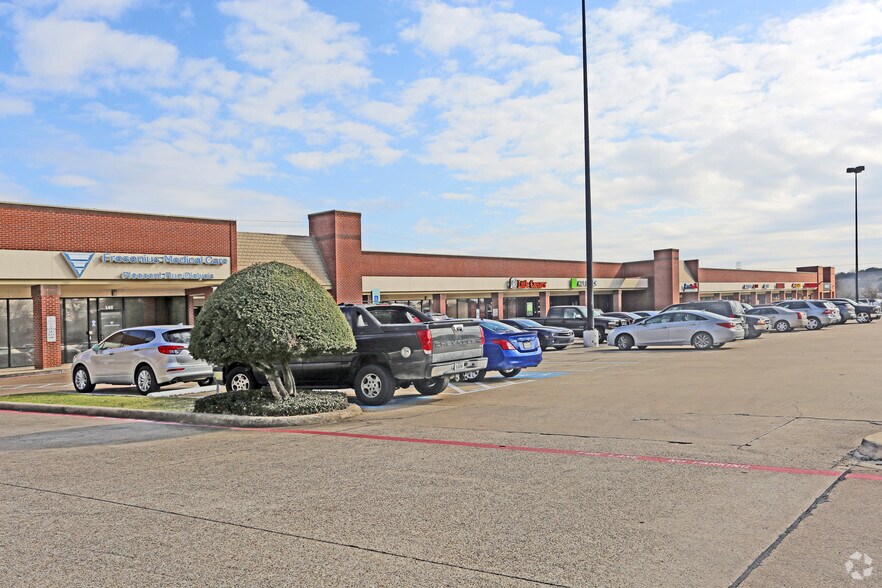 900 N Polk St, DeSoto, TX à louer - Photo de l’immeuble – Image 2 sur 7