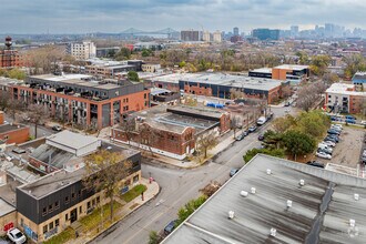 3130-3144 Rue de Rouen, Montréal, QC - VUE AÉRIENNE  vue de carte