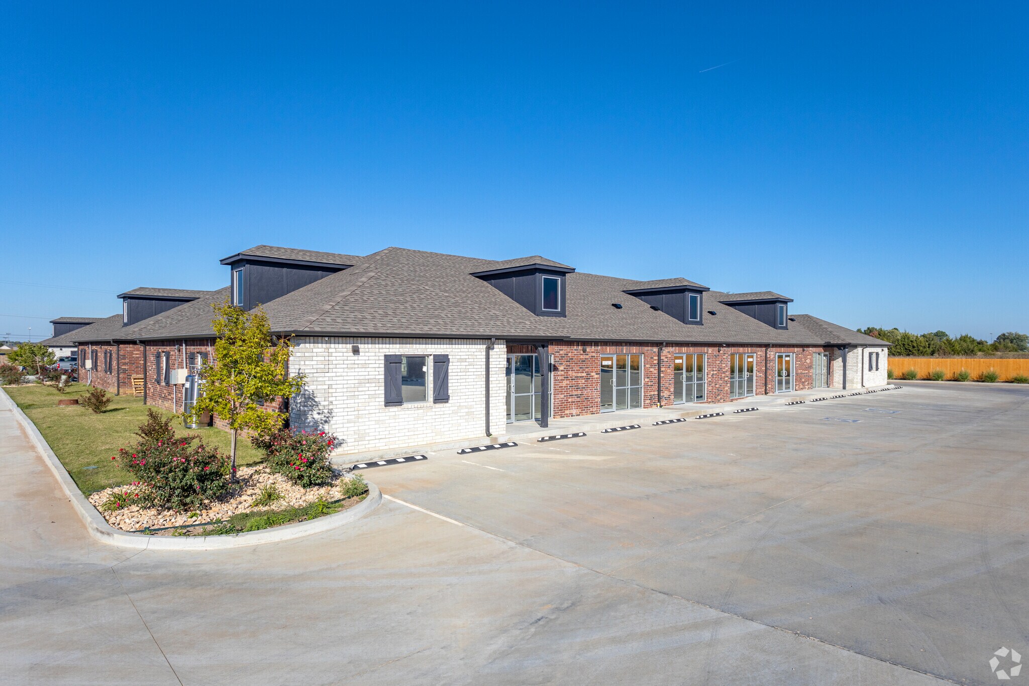 15055 S Elwood Ave, Glenpool, OK à vendre Photo principale– Image 1 sur 5