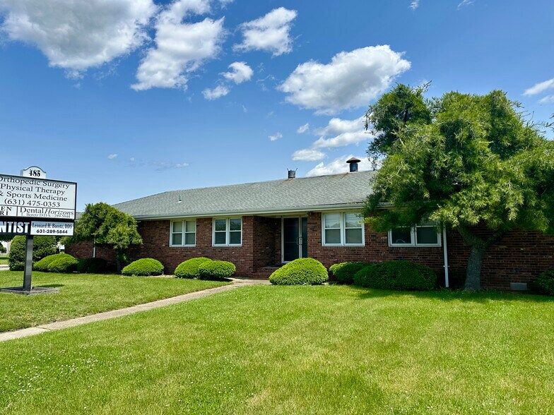 485 N Ocean Ave, Patchogue, NY à vendre - Photo de l’immeuble – Image 2 sur 12
