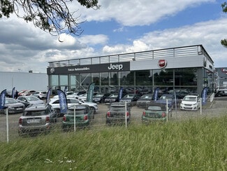 Plus de détails pour Local commercial à louer