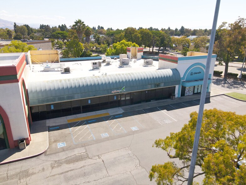 5988 Newpark Plz, Newark, CA à louer - Photo de l’immeuble – Image 2 sur 5