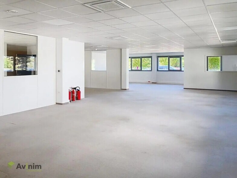 Bureau dans Épinal à louer - Photo de l’immeuble – Image 2 sur 13