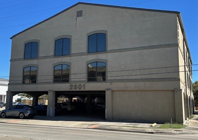 2901 N Causeway Blvd, Metairie, LA 70002 - Lot 201 - - Photo intérieure - Image 2 of 10