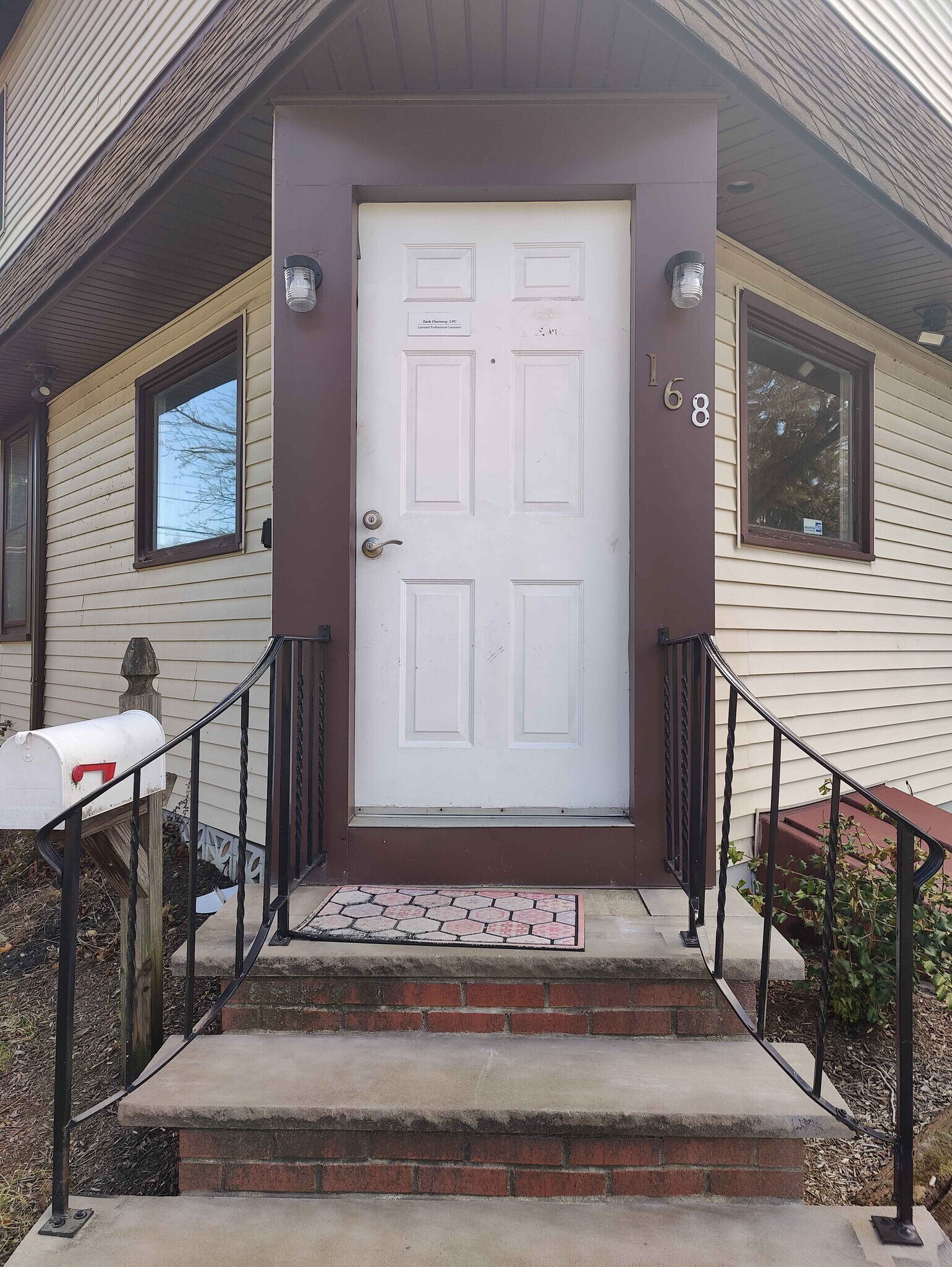 168 White Horse Ave, Hamilton, NJ à louer Photo de l’immeuble– Image 1 sur 9