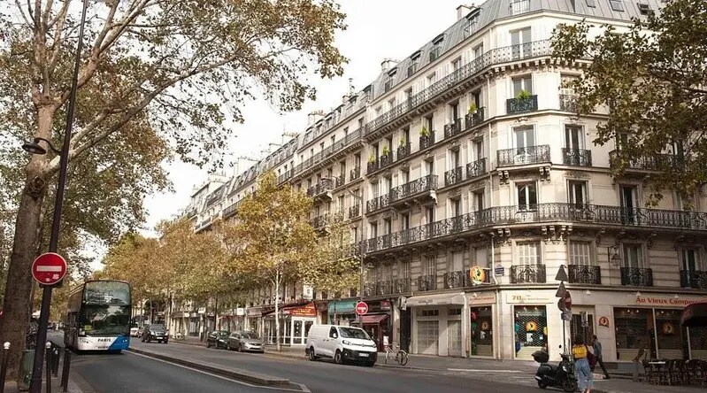 Local commercial dans Paris à vendre - Photo de l’immeuble – Image 2 sur 3