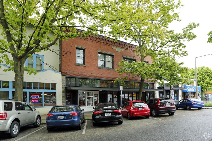 5443 Ballard Ave NW, Seattle, WA à louer - Photo principale – Image 1 sur 4