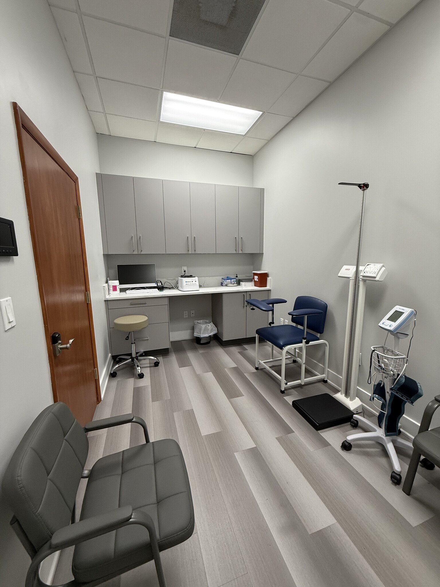 1911 Harrison St, Hollywood, FL à louer Photo intérieure– Image 1 sur 5