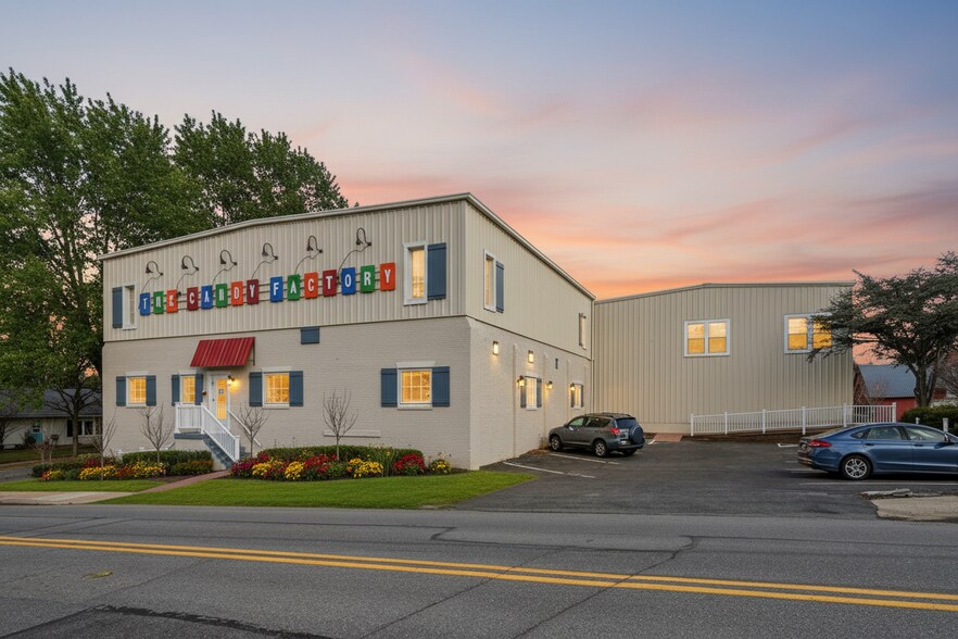 31 N Spruce St, Elizabethtown, PA à louer - Photo principale – Image 1 sur 21