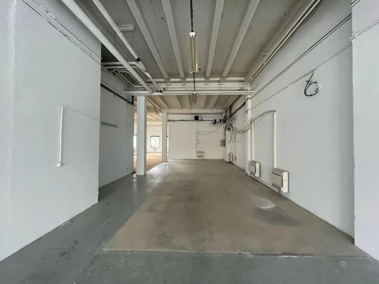 Local d'activités dans Osny à vendre Photo intérieure– Image 1 sur 10