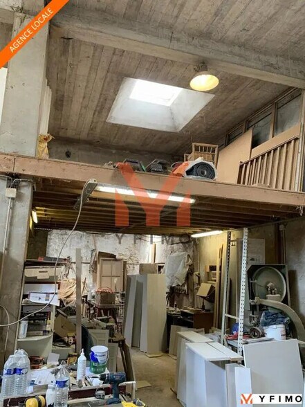 Local d'activités dans La Falaise à vendre - Photo intérieure – Image 3 sur 12