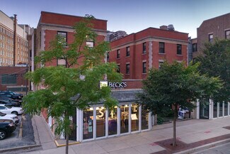 Plus de détails pour 716 Clark St, Evanston, IL - Local commercial à louer