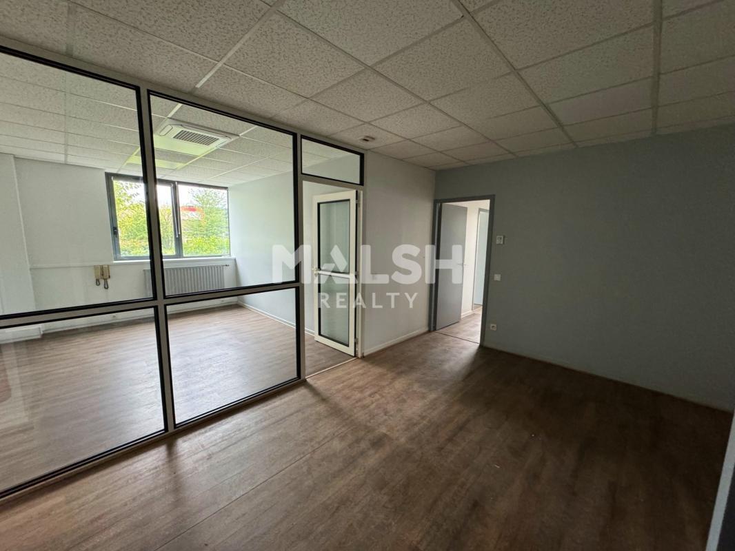 Bureau dans Saint-Étienne à louer Photo intérieure– Image 1 sur 7