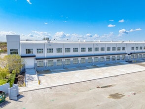 20351 Sheridan St, Fort Lauderdale, FL à louer Photo de l’immeuble– Image 2 sur 4