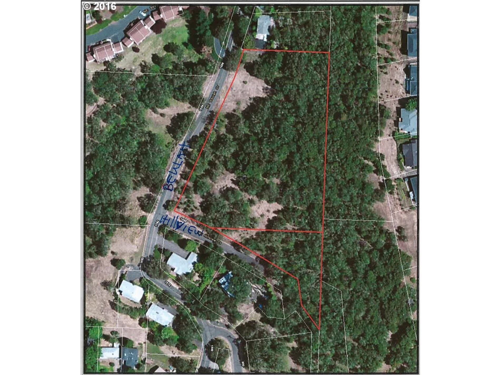 NE Beulah Dr, Roseburg, OR à vendre Photo principale– Image 1 sur 11