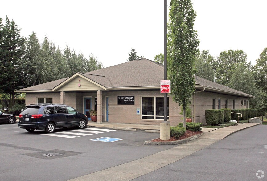 918 348th Ave S, Federal Way, WA à vendre - Photo principale – Image 1 sur 3