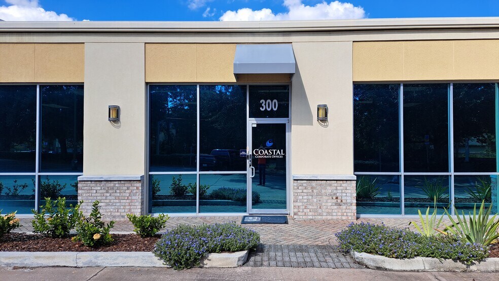 705 Wells Rd, Orange Park, FL à louer - Photo de l’immeuble – Image 2 sur 44