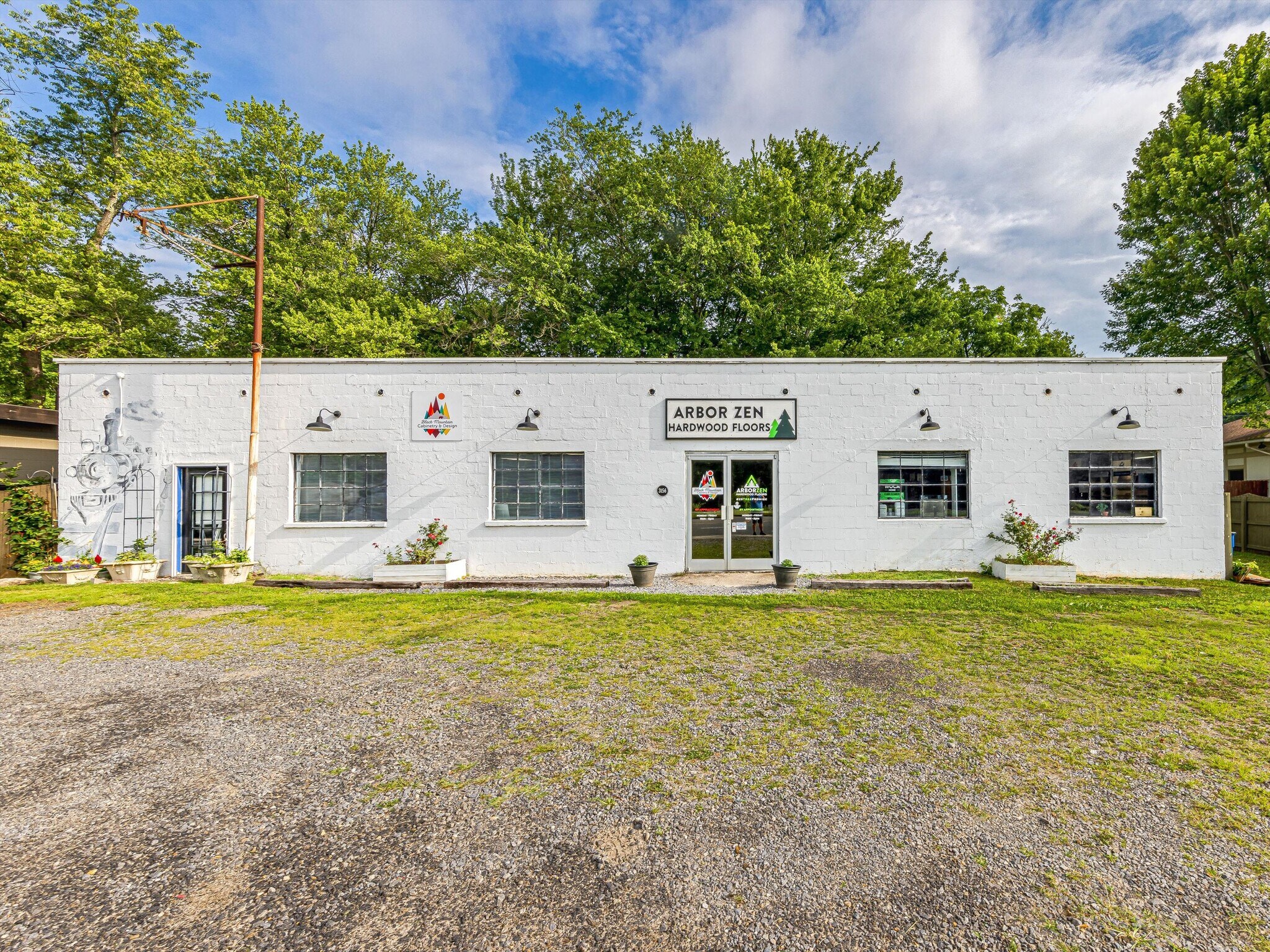 3154-3156 US 70 Hwy, Black Mountain, NC à louer Photo principale– Image 1 sur 18