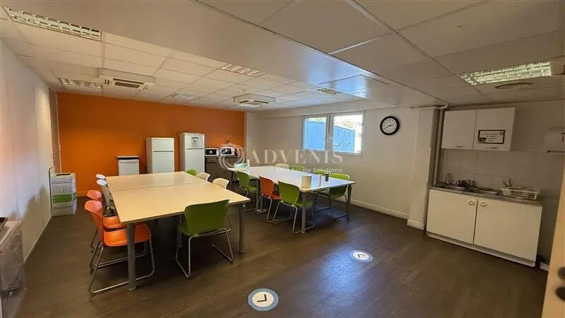 Bureau dans Torcy à vendre - Photo de l’immeuble – Image 3 sur 6