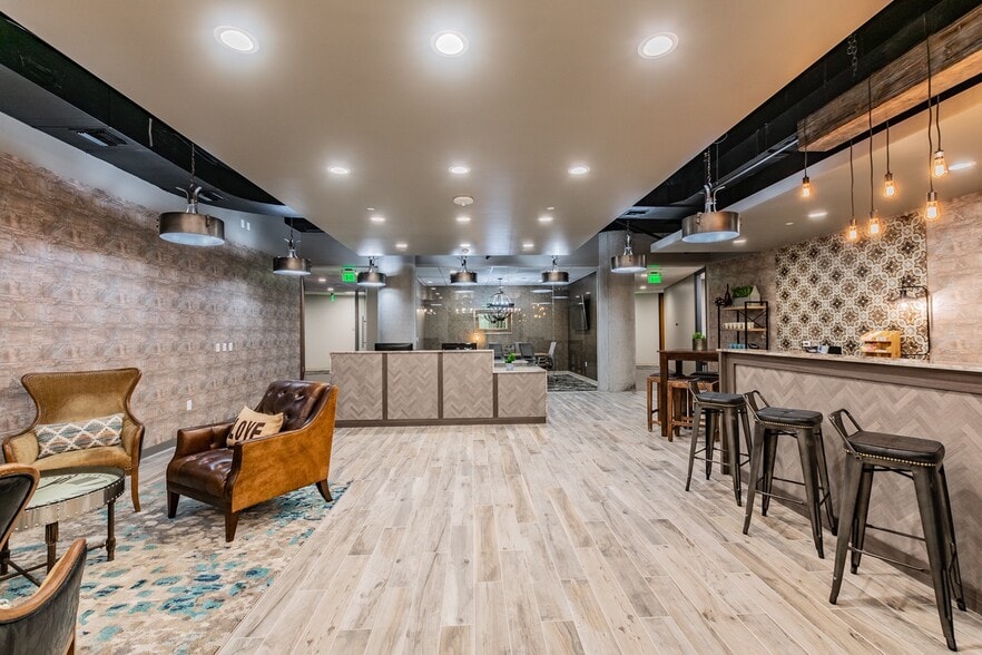 400 N Ashley Dr, Tampa, FL à louer - Photo intérieure – Image 3 sur 13