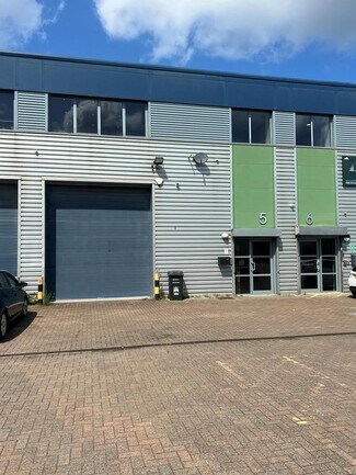 Plus de détails pour Platinum Rd, Manchester - Industriel/Logistique à louer