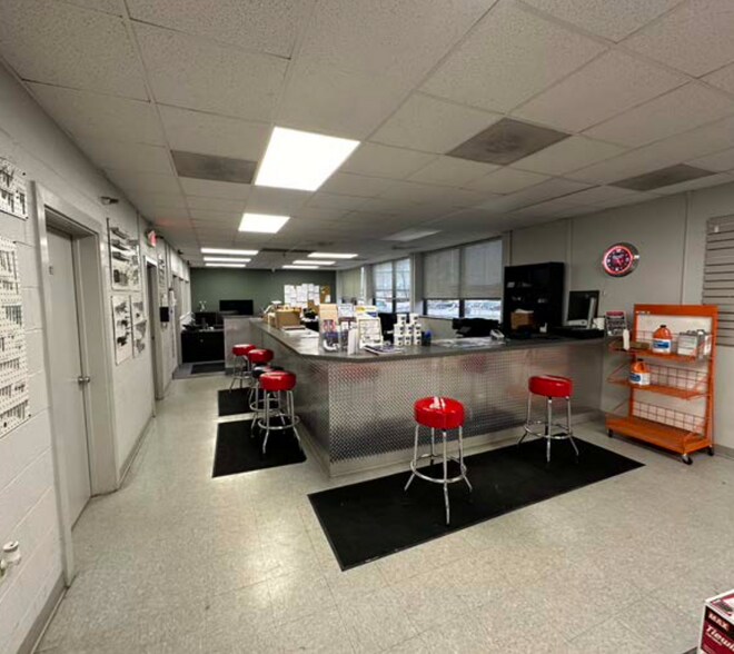 10400 Evendale Dr, Evendale, OH à louer - Photo de l’immeuble – Image 3 sur 17