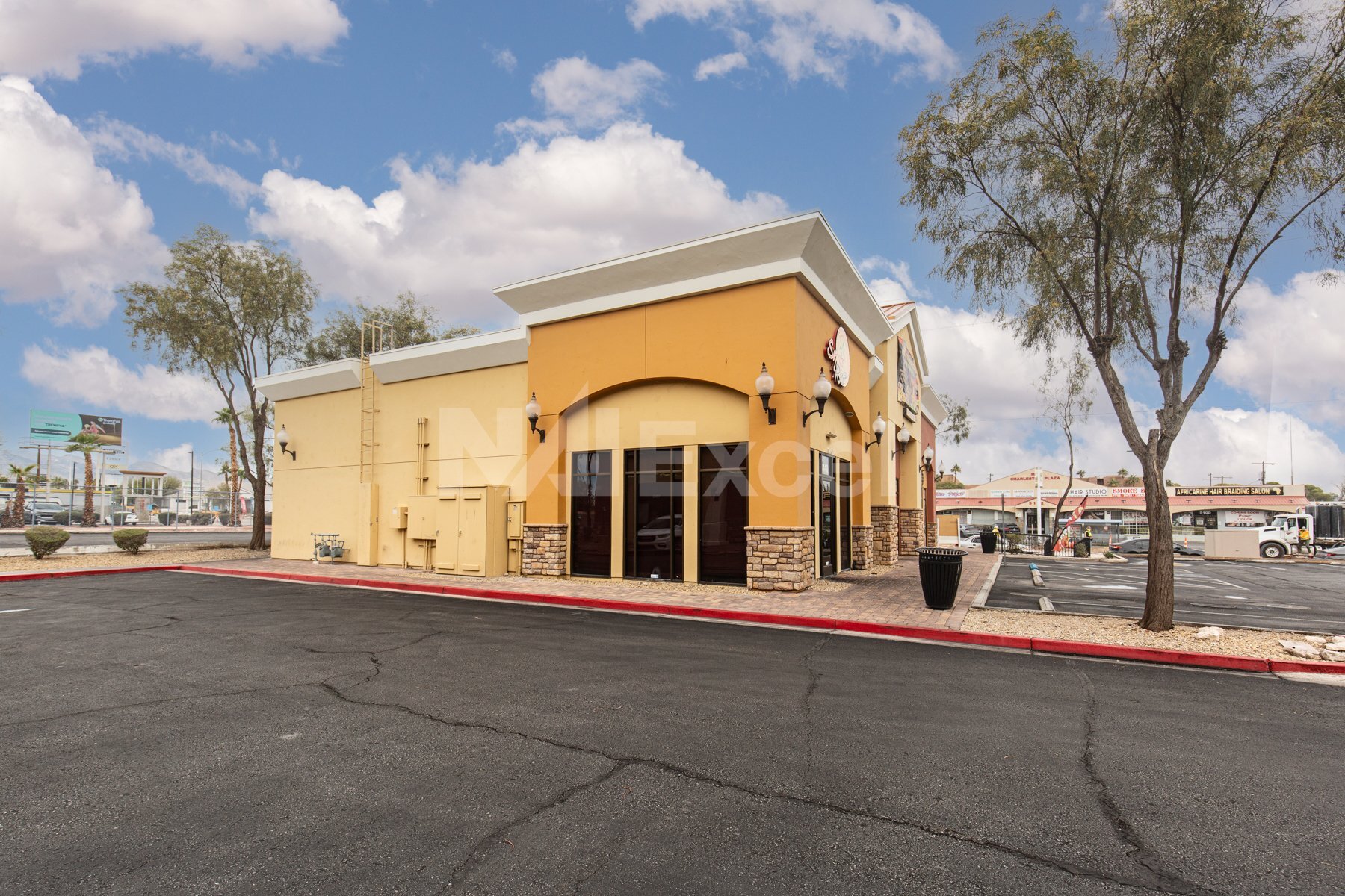 5181-5191 W Charleston Blvd, Las Vegas, NV à louer Photo intérieure– Image 1 sur 10