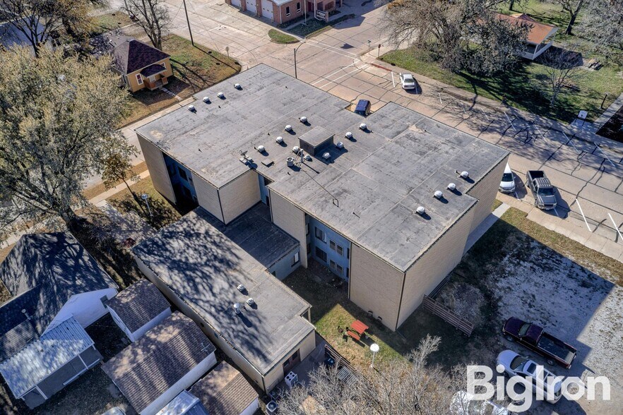 130 S 5th St, Hebron, NE à vendre - Photo de l’immeuble – Image 3 sur 93