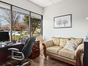 1302 Patton Ave, Asheville, NC à louer Photo intérieure– Image 1 sur 2