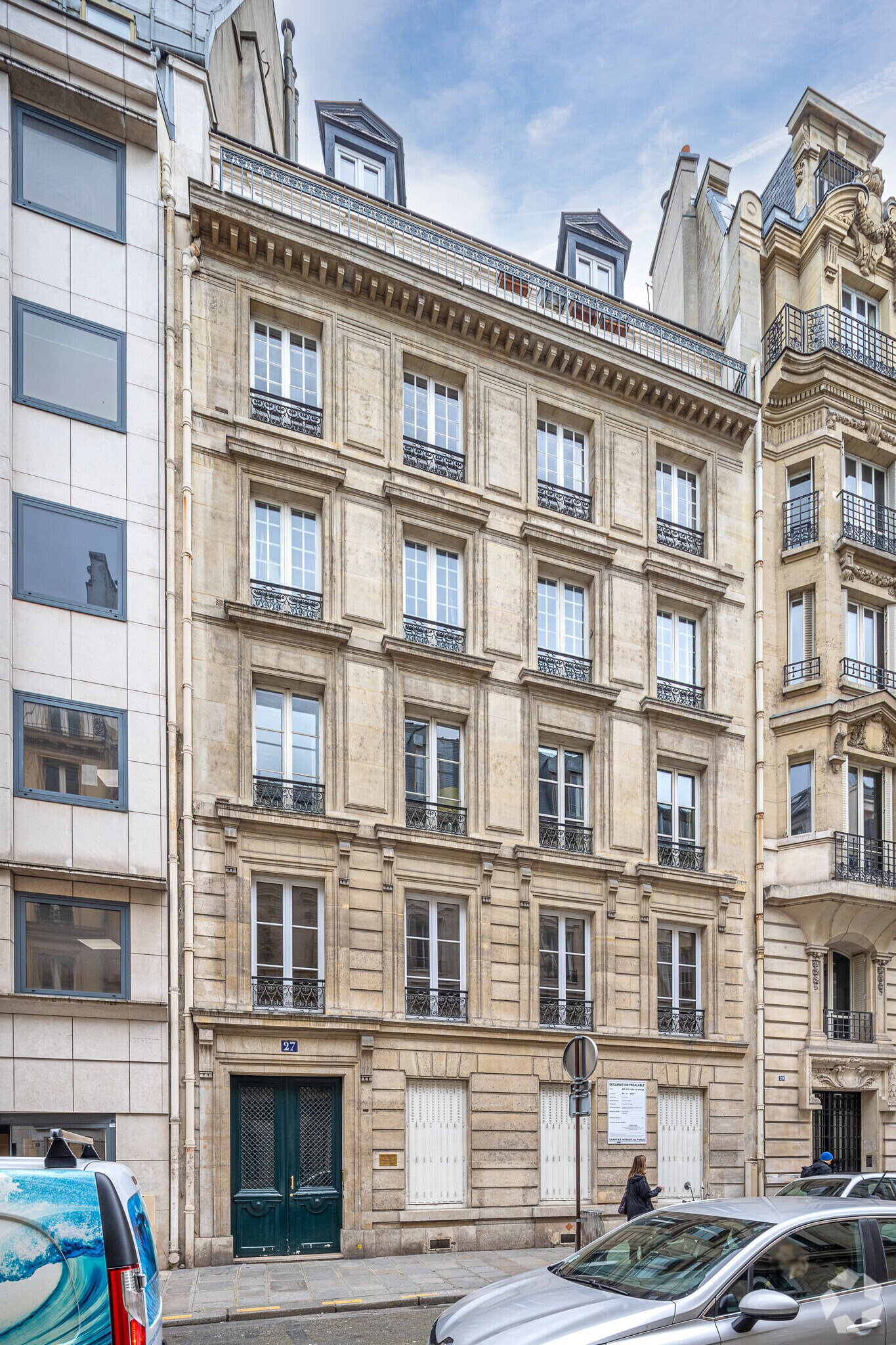 Immeuble residentiel dans Paris à vendre Photo principale– Image 1 sur 4