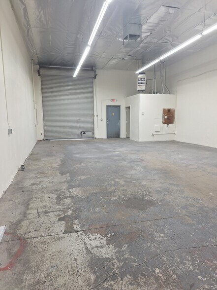 4460 W Reno Ave, Las Vegas, NV à louer - Photo de l’immeuble – Image 2 sur 20