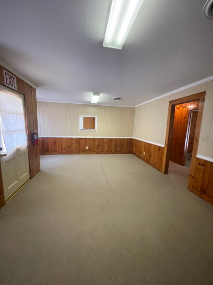 203 N Hamilton St, Williamston, SC à vendre - Photo intérieure – Image 3 sur 9