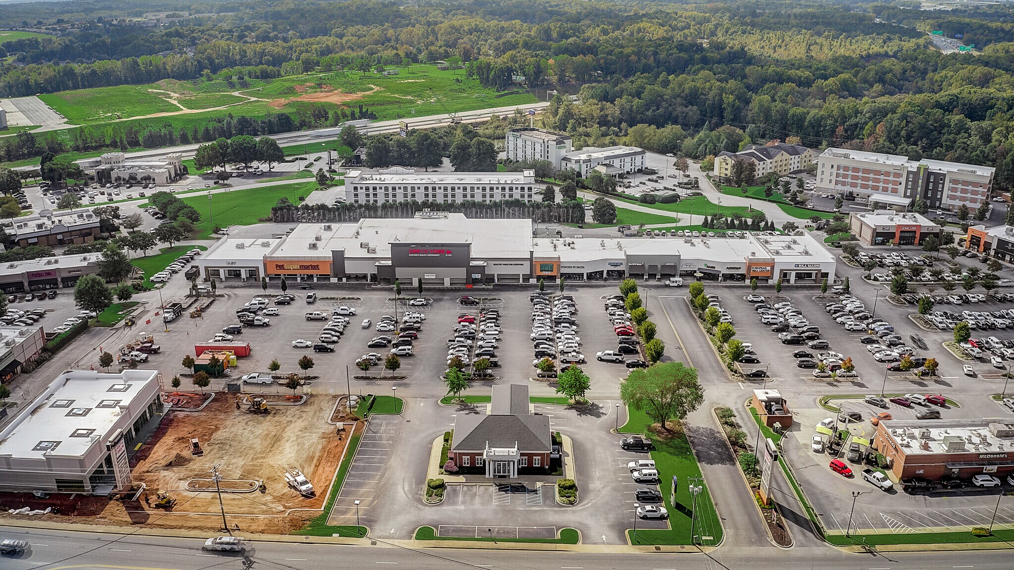 3620 Pelham Rd, Greenville, SC à louer Photo principale– Image 1 sur 6