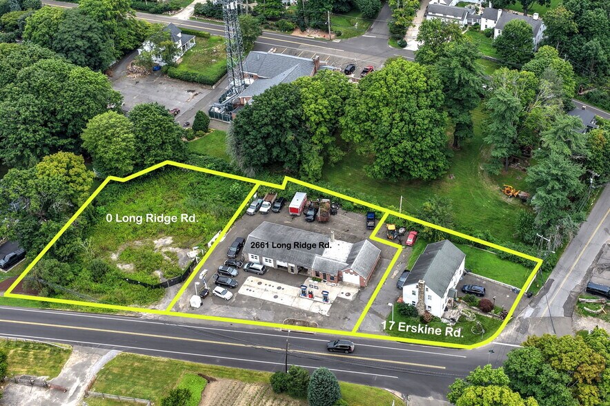 Three-Parcel Investment & Redevelopment portefeuille de 3 biens à vendre sur LoopNet.fr - Photo de l’immeuble – Image 2 sur 7