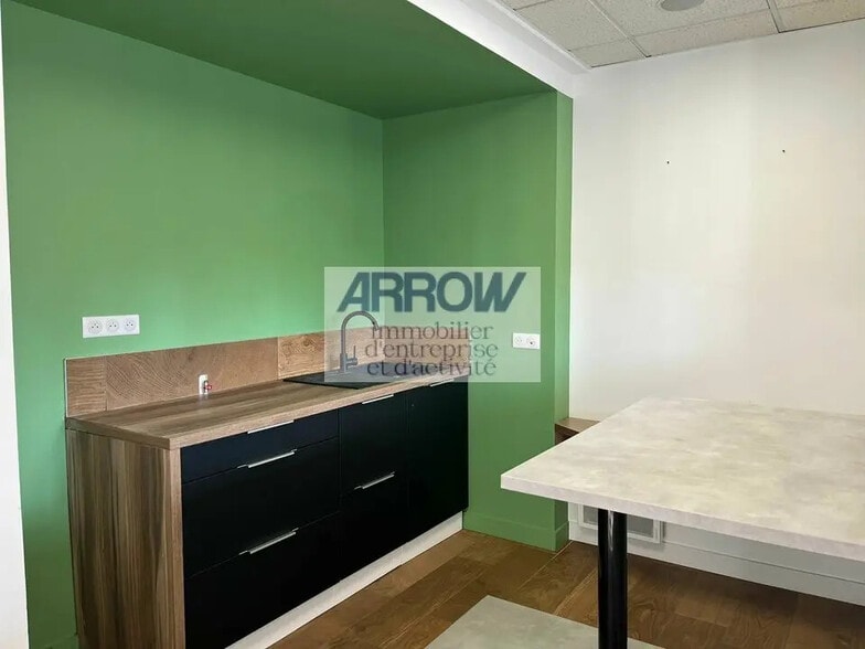 Local d’activités dans Treillières à louer - Photo intérieure – Image 3 sur 4