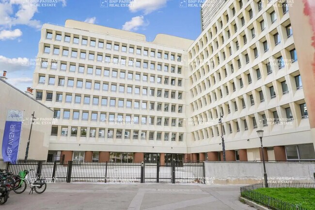 Plus de détails pour Bureau à louer