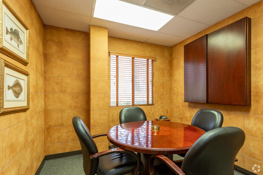 1310 Nowell Rd, Raleigh, NC à vendre - Photo intérieure – Image 3 sur 28