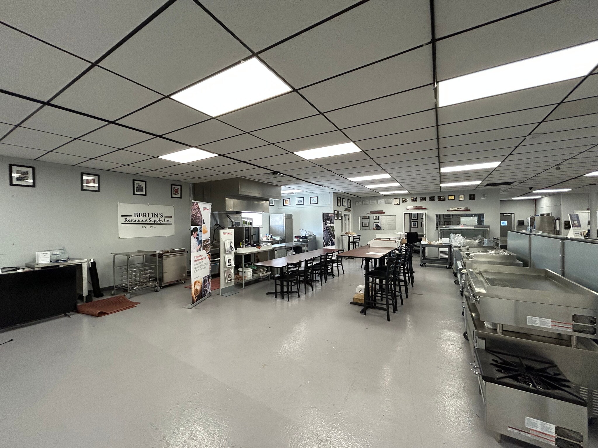 5051 Rivers Ave, Charleston, SC à louer Photo intérieure– Image 1 sur 9