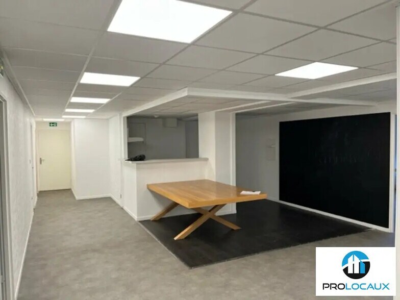 Bureau dans Rouen à vendre - Photo de l’immeuble – Image 1 sur 5