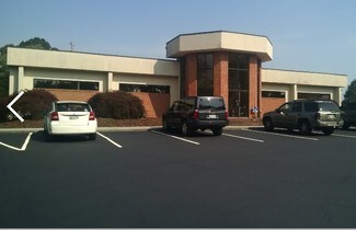 Plus de détails pour 411 Princeton Rd, Johnson City, TN - Bureau à vendre