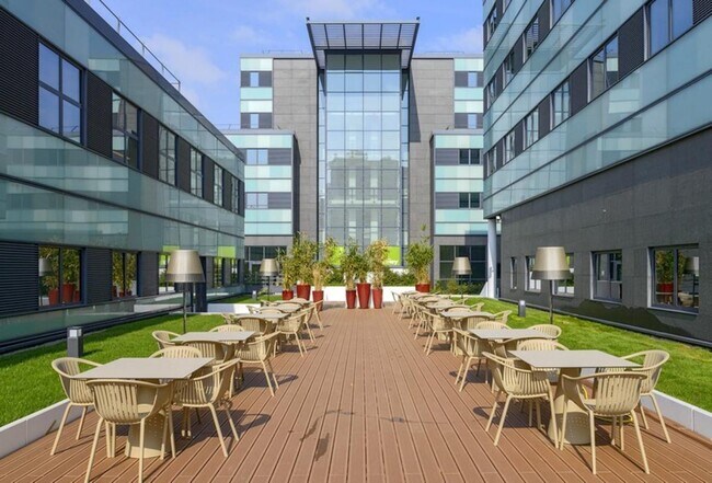 Plus de détails pour 54-56 Avenue Jean Jaurès, Colombes - Bureau à louer