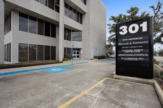 301 Kaliste Saloom Rd, Lafayette, LA à louer Photo intérieure– Image 1 sur 7
