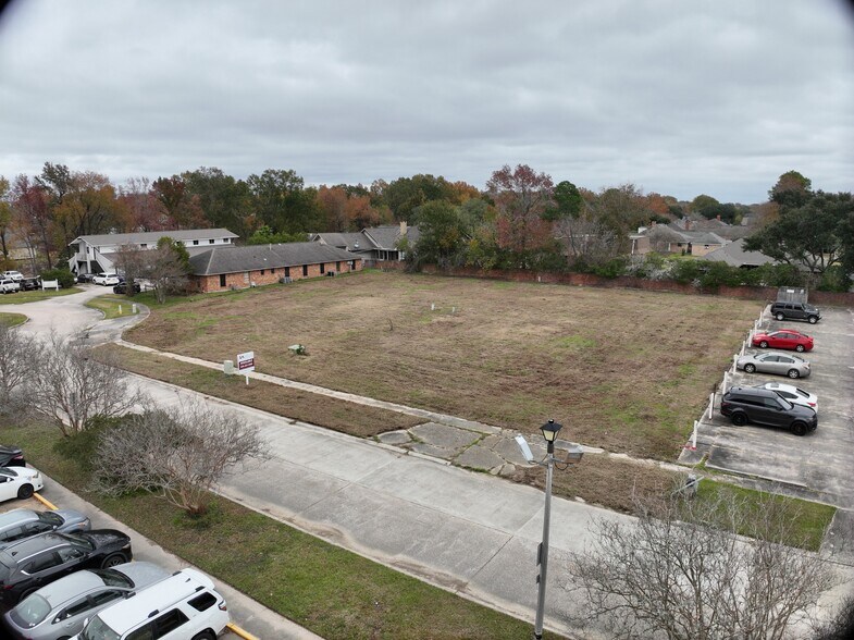 3837 Plaza Tower Dr, Baton Rouge, LA à vendre – Image 3 sur 12