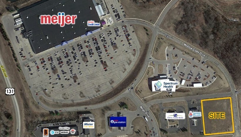 2799 NE 10 Mile Rd, Rockford, MI à louer - Photo de l’immeuble – Image 2 sur 2