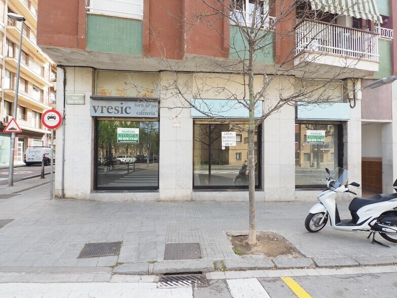 Immeuble residentiel dans Granollers, Barcelona à vendre - Photo de l’immeuble – Image 2 sur 3