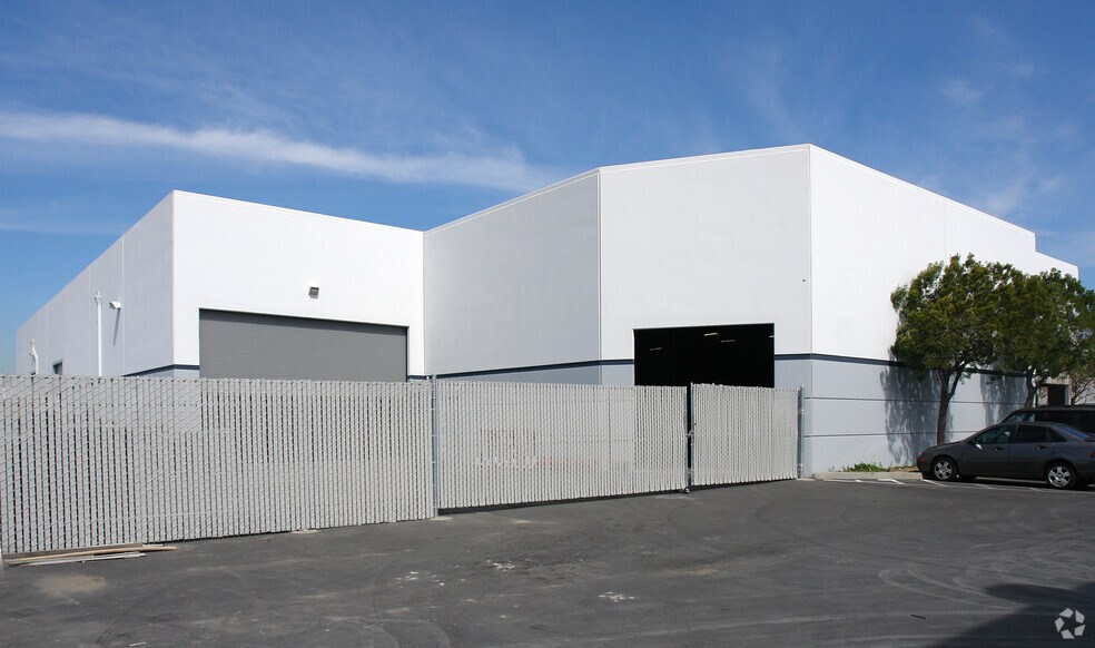 5611 Kimball Ct, Chino, CA à louer - Photo de l’immeuble – Image 3 sur 4