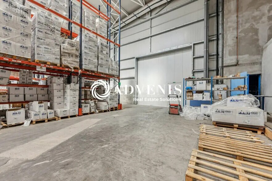 Industriel/Logistique dans Chelles à vendre - Photo intérieure – Image 2 sur 12
