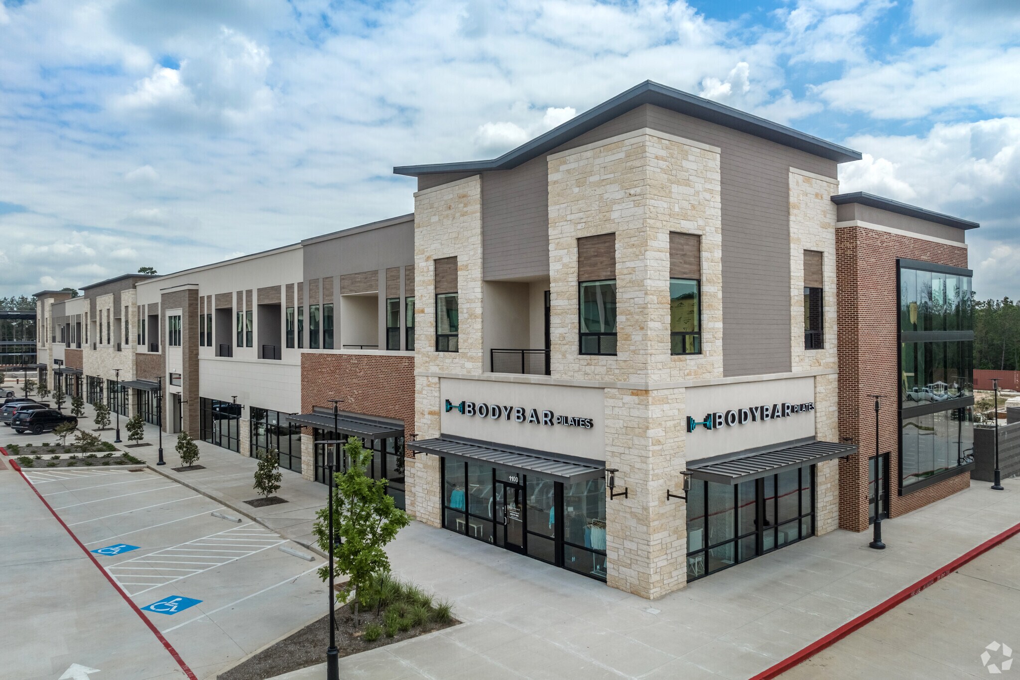 900 New Day Ave, Montgomery, TX à louer Photo principale– Image 1 sur 41