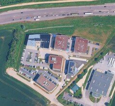 Fontaine-lès-Dijon, CDO - Vue aérienne  vue de carte